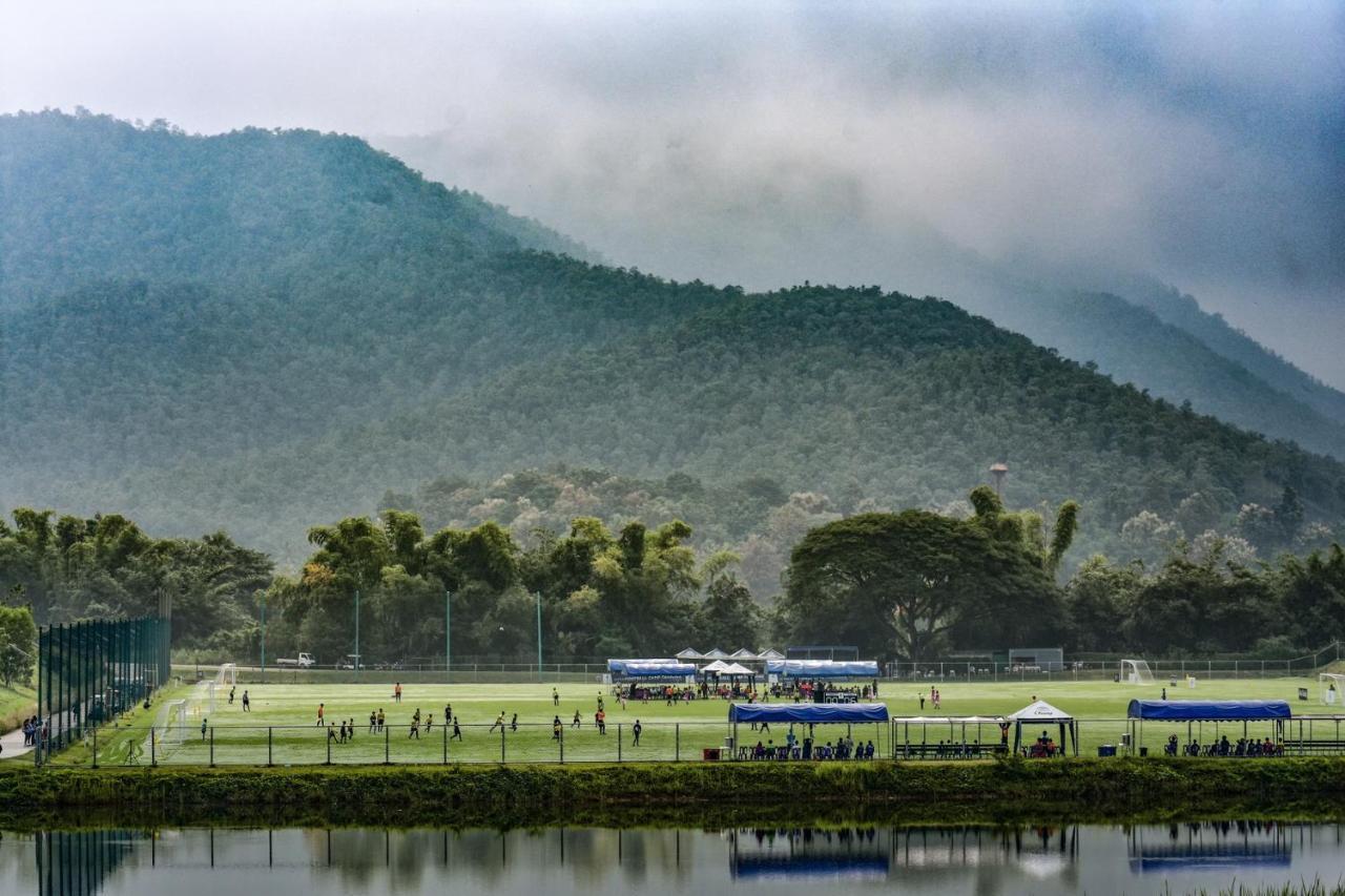 Alpine Golf Resort Chiang Mai Ban Huai Sai Nua Esterno foto