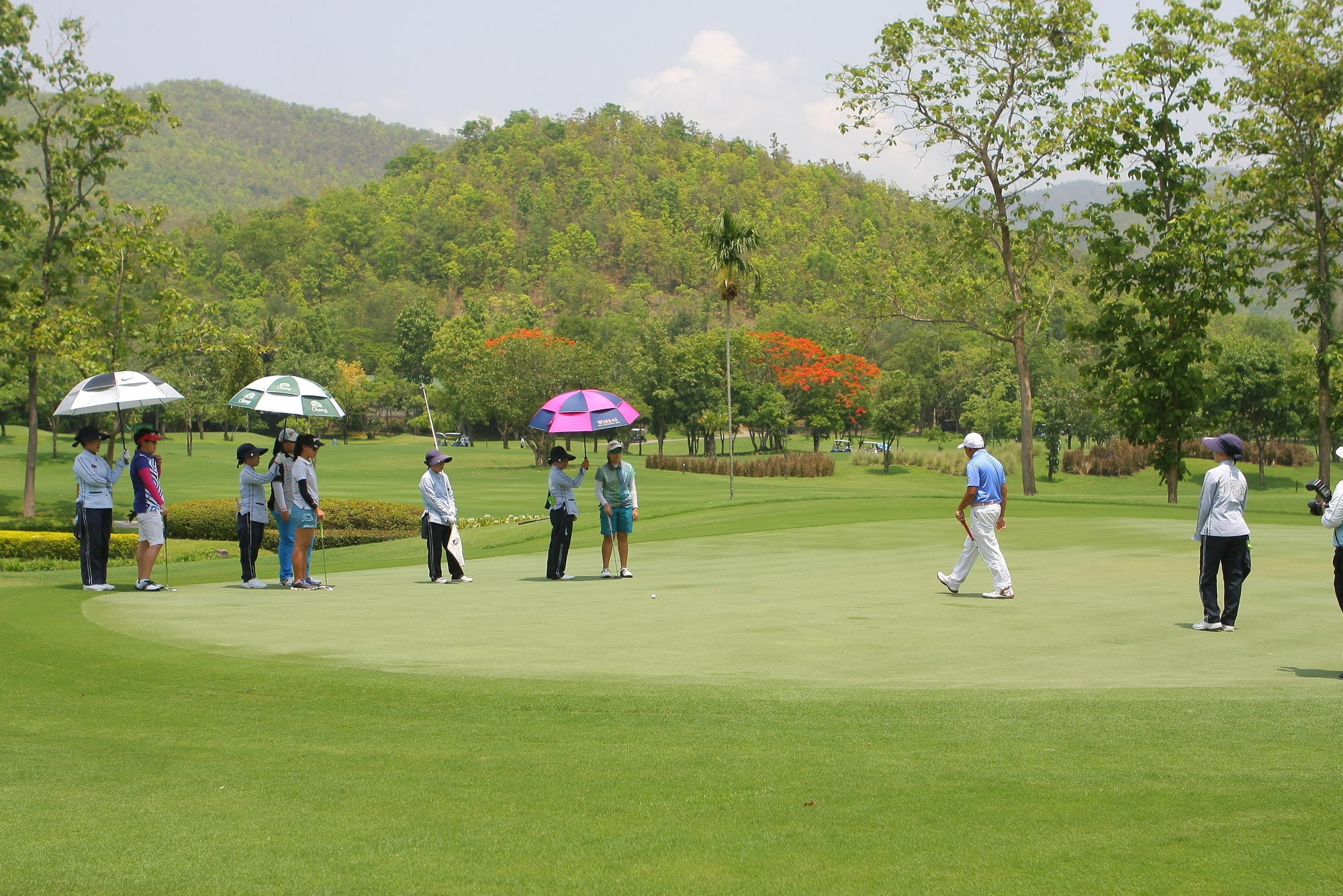 Alpine Golf Resort Chiang Mai Ban Huai Sai Nua Esterno foto